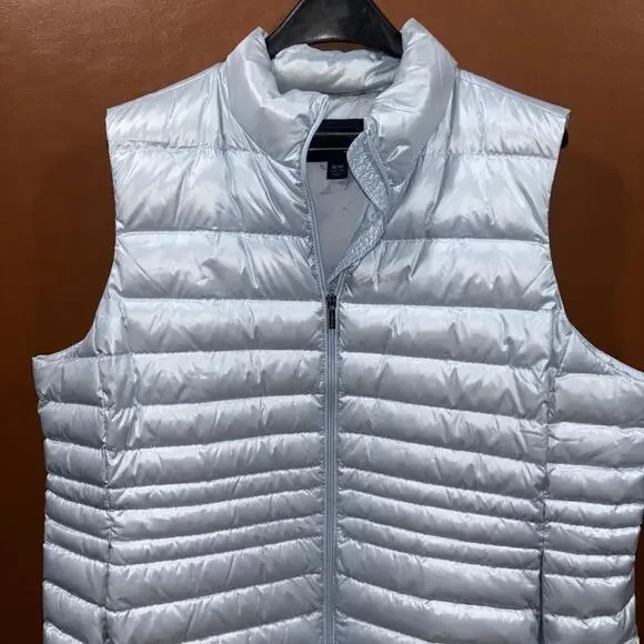 Lands' End Women's Silver Puffer Vest - Picture 2 of 10